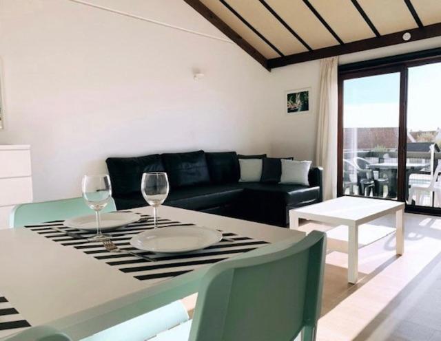 Zeepark Zeewind Hotel Бредене Екстериор снимка